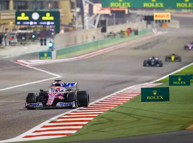 Sergio Perez, George Russell Titel-Bild zur News: Sergio Perez, George Russell