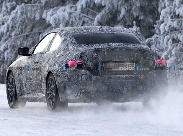 BMW 2er Coupé (2021) nahe des Polarkreises gesichtet