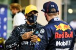 Lewis Hamilton (Mercedes) und Max Verstappen (Red Bull) 