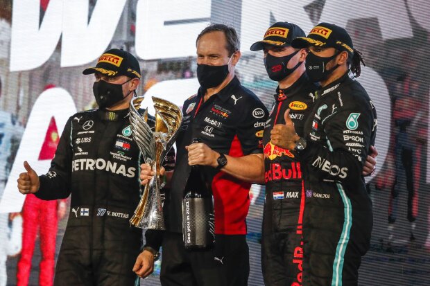 Valtteri Bottas Max Verstappen Lewis Hamilton Red Bull Red Bull F1Mercedes Mercedes F1 ~Valtteri Bottas (Mercedes), Max Verstappen (Red Bull) und Lewis Hamilton (Mercedes) ~ Valtteri Bottas Max Verstappen Lewis Hamilton Red Bull Red Bull F1Mercedes Mercedes F1 ~Valtteri Bottas (Mercedes), Max Verstappen (Red Bull) und Lewis Hamilton (Mercedes) ~