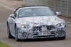 Bild zum Inhalt: Mercedes SL (2022): Neue Erlkönigbilder zeigen erstmals Stoffdach