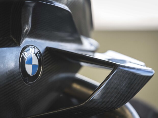 BMW M1000RR Winglets