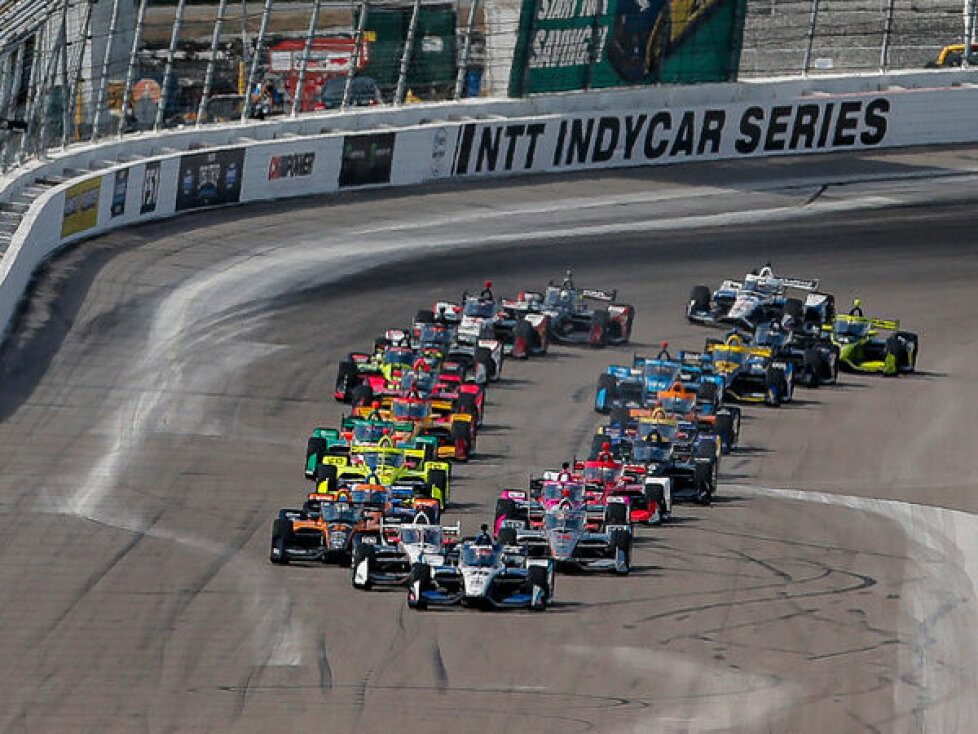 Start zu Rennen 2 beim IndyCar-Doppel in St. Louis 2020