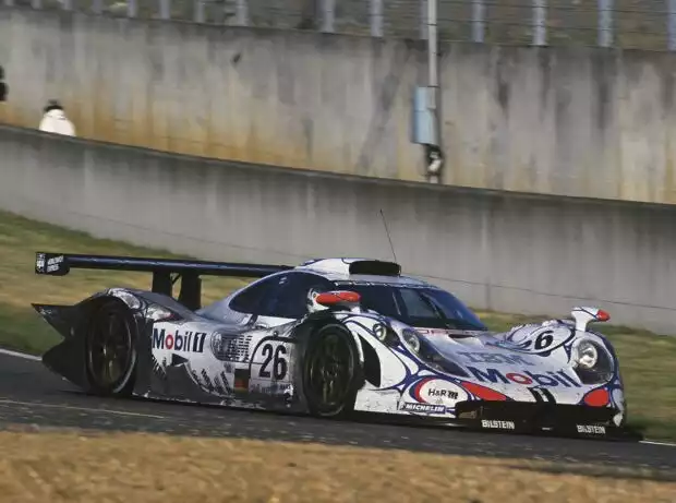 Porsche 911 GT1 Titel-Bild zur News: Porsche 911 GT1