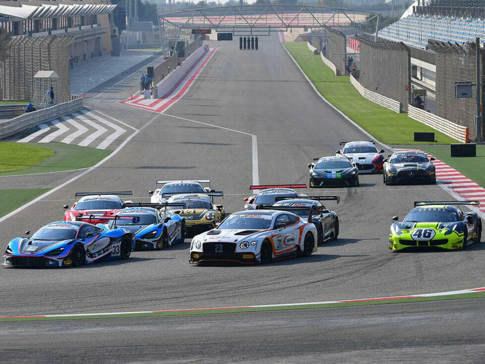 Start zu den 12h Bahrain 2021