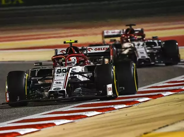 Antonio Giovinazzi, Kimi Räikkönen Titel-Bild zur News: Antonio Giovinazzi, Kimi Räikkönen