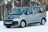 Bild zum Inhalt: VW T7 Multivan (2021) zeigt sich kaum noch getarnt im Schnee