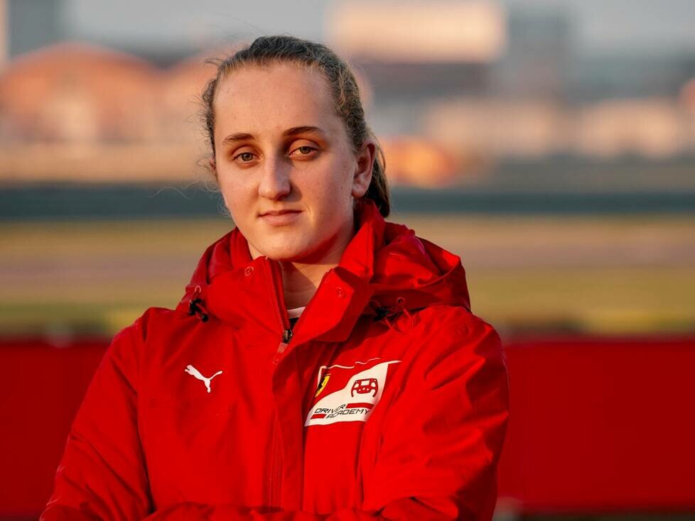 Maya Weug, Ferrari-Akademie