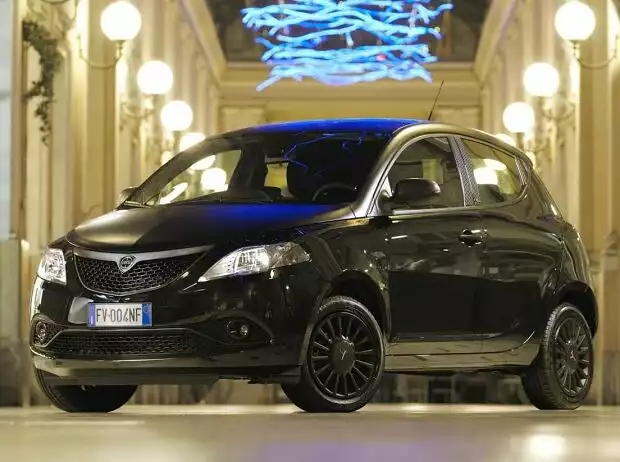 Lancia Ypsilon Black and Noir Titel-Bild zur News: Lancia Ypsilon Black and Noir