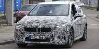 Bild zum Inhalt: BMW 2er Active Tourer (2021): U06 verliert an Tarnung