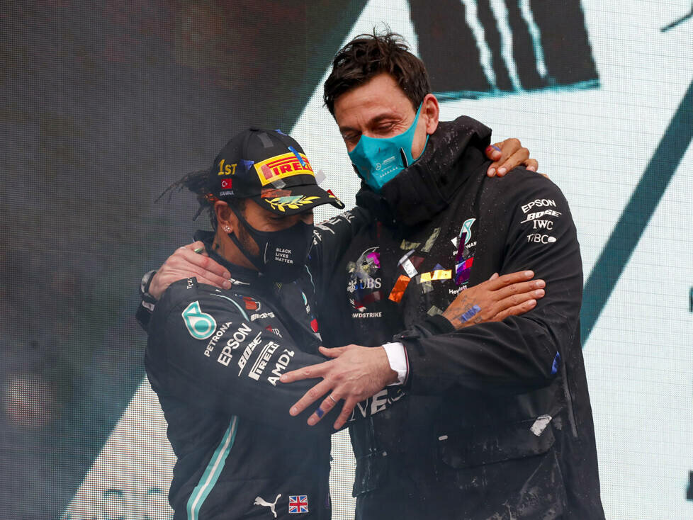 Lewis Hamilton, Toto Wolff