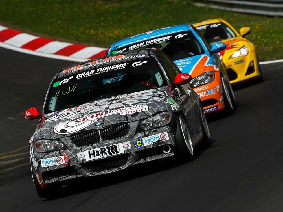 Maximilian Hackl, BMW 325i