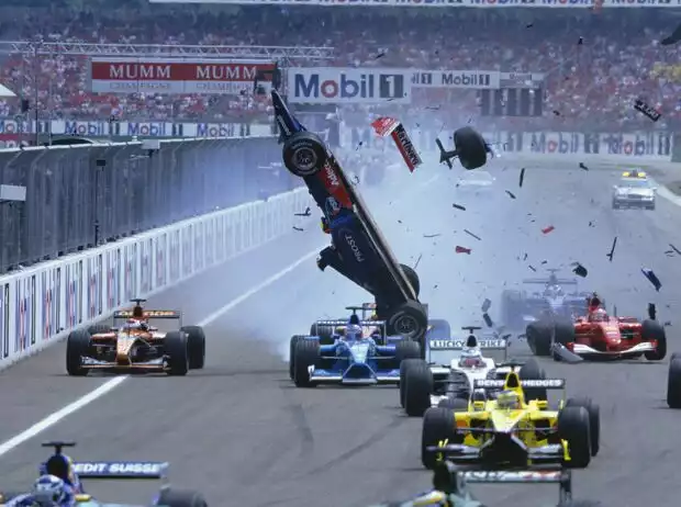 Luciano Burti, Michael Schumacher Titel-Bild zur News: Luciano Burti, Michael Schumacher