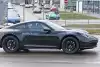 Bild zum Inhalt: Seltsam hoher Porsche 911 Prototyp könnte der lang erhoffte Safari sein