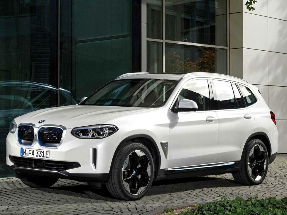 BMW iX3