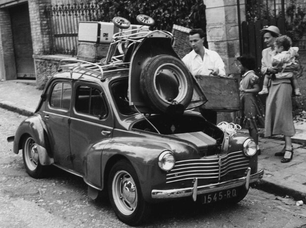 Renault 4CV