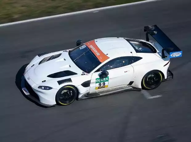Aston Martin Vantage GT3 Titel-Bild zur News: Aston Martin Vantage GT3