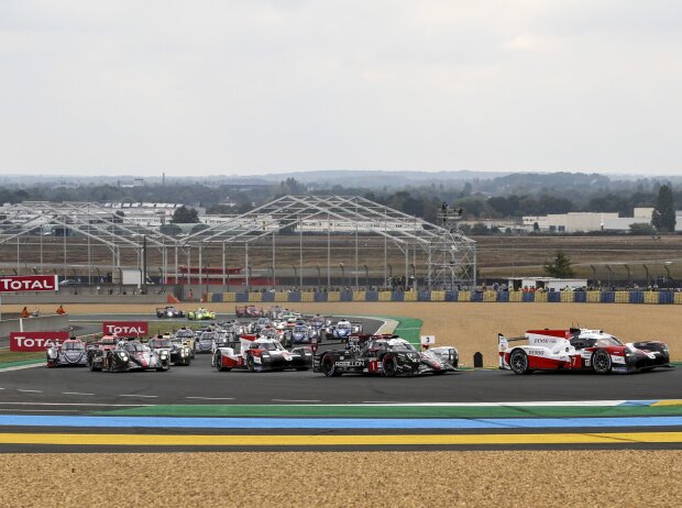 Titel-Bild zur News: Start zu den 24h Le Mans 2020