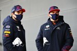 Max Verstappen (Red Bull), Sergio Perez (Red Bull) und Mark Thompson 