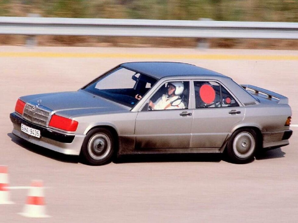 Mercedes-Benz 190 E 2.3-16 der Baureihe W 201. Weltrekordfahrten in Nardò (Italien) vom 11. bis 21. August 1983