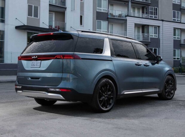 2022 Kia Carnival