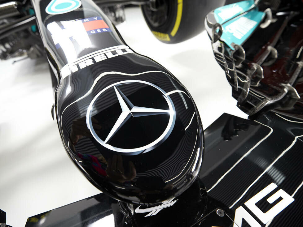 Mercedes-Stern am F1 W12