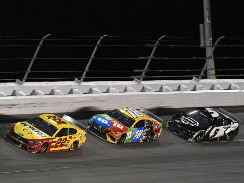 Joey Logano, Kyle Busch, Kyle Larson