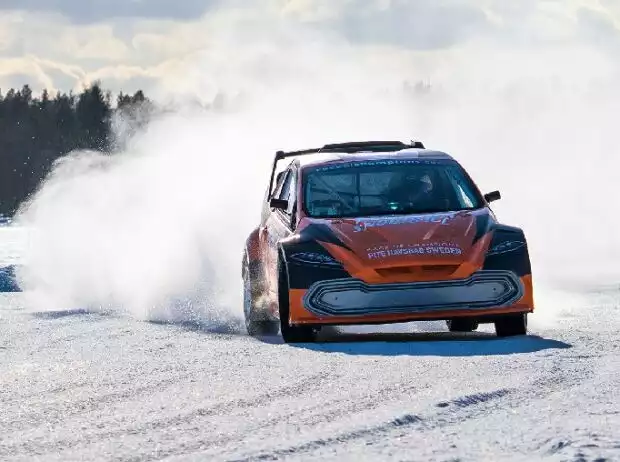 RX2e-Auto Titel-Bild zur News: RX2e-Auto