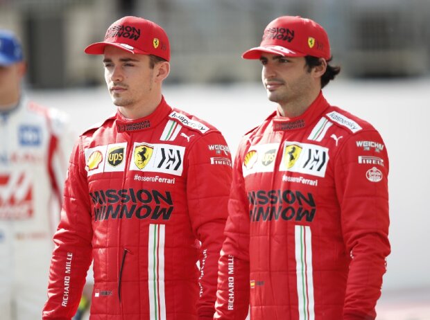 Titel-Bild zur News: Carlos Sainz Charles Leclerc Ferrari