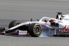 Bild zum Inhalt: Bahrain-Test: Nikita Masepin fängt Crash bei Giovinazzi-Verfolgung ab