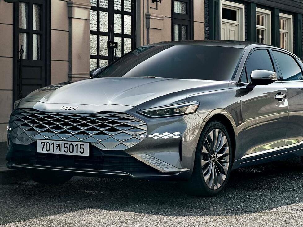 2022 Kia K8 Sedan