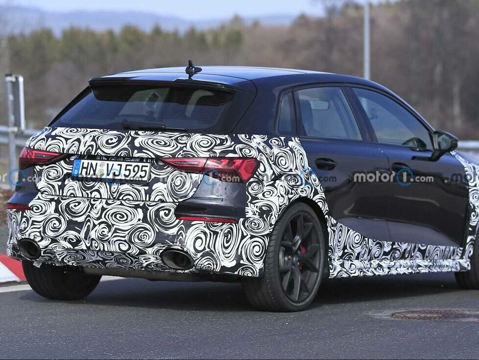 Erlkönig: Audi RS 3 Sportback und RS 3 Limousine (2022)
