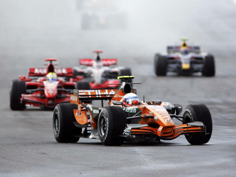 Markus Winkelhock, Felipe Massa, Fernando Alonso, Mark Webber