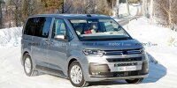 Bild zum Inhalt: VW T7 Multivan auf neuen Erlkönigbildern fast ungetarnt