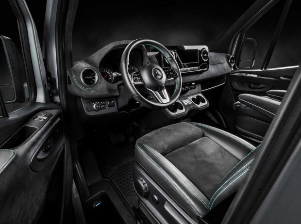 Mercedes Sprinter Petronas Edition von Kegger (2021) Mercedes Sprinter Petronas Edition von Kegger (2021)