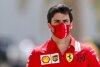 Bild zum Inhalt: Carlos Sainz: Ferrari war mit vielen Fabrikbesuchen überfordert