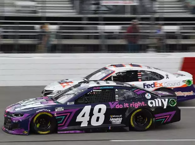 Alex Bowman, Denny Hamlin Titel-Bild zur News: Alex Bowman, Denny Hamlin