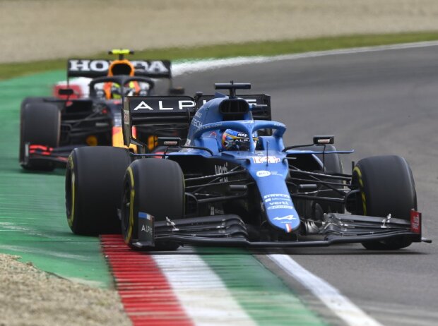 Titel-Bild zur News: Fernando Alonso, Sergio Perez