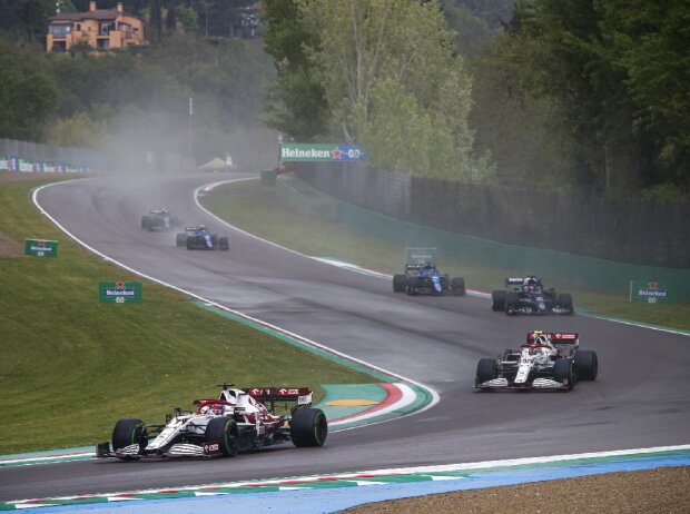 Antonio Giovinazzi, Kimi Räikkönen Antonio Giovinazzi, Kimi Räikkönen