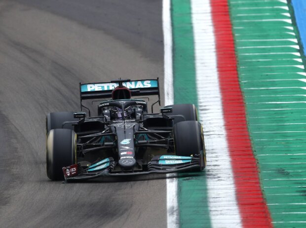 Titel-Bild zur News: Lewis Hamilton Mercedes