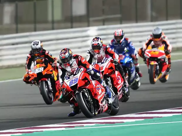MotoGP Start Titel-Bild zur News: MotoGP Start