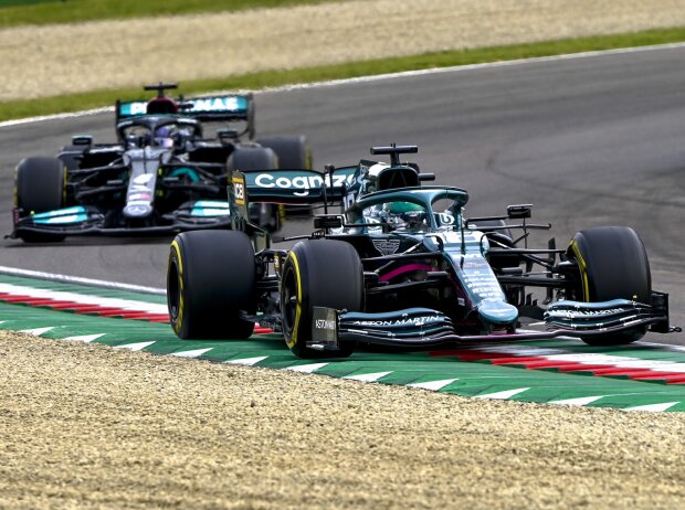 Lance Stroll, Lewis Hamilton Lance Stroll, Lewis Hamilton