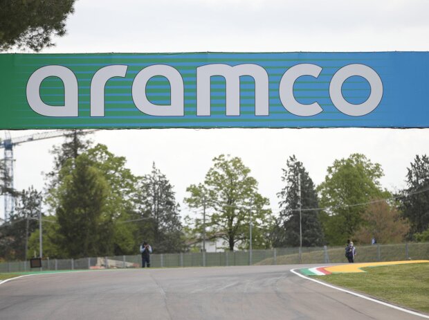 Logo: Aramco Logo: Aramco