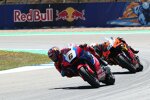 Stefan Bradl vor Miguel Oliveira 