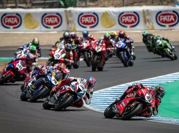 Titel-Bild zur News: WSBK Start