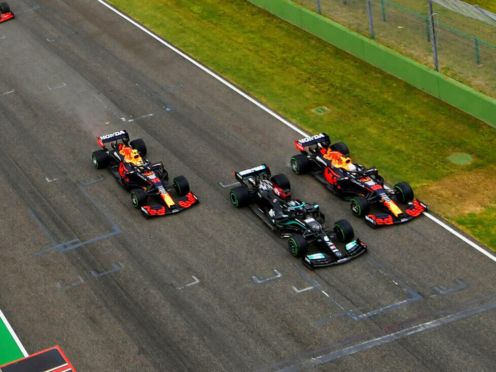 Lewis Hamilton, Max Verstappen, Sergio Perez