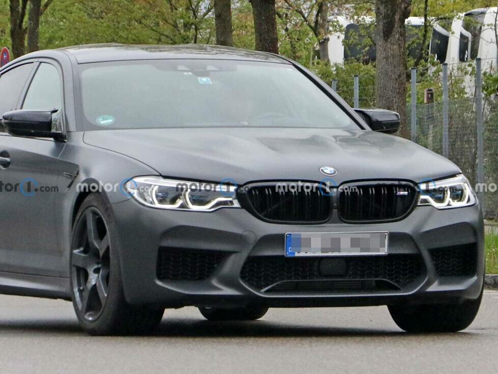 BMW M5 Breit Erlkönigfotos