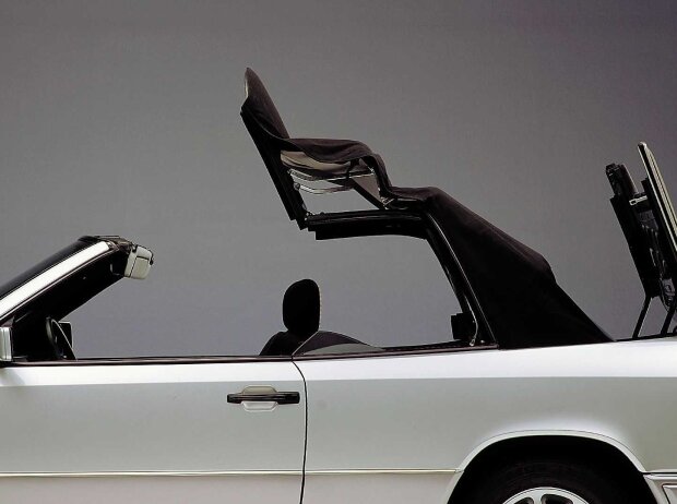 Mercedes-Benz Cabriolets der Baureihe 124 haben 1991 Premiere