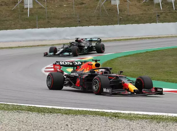 Max Verstappen, Lewis Hamilton Titel-Bild zur News: Max Verstappen, Lewis Hamilton
