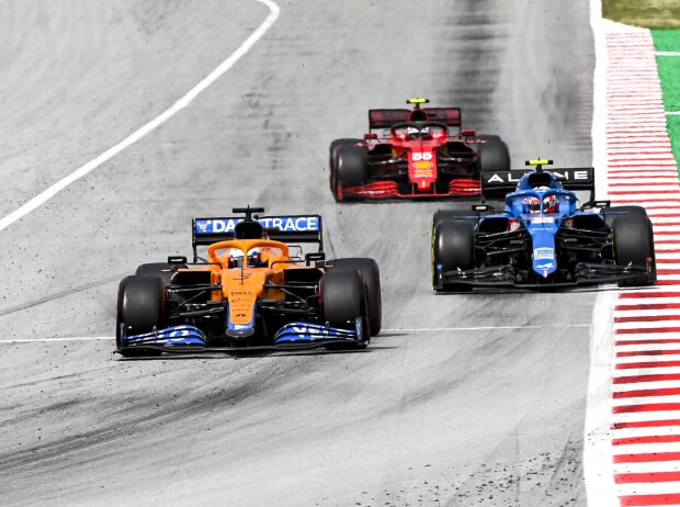 Titel-Bild zur News: Daniel Ricciardo, Esteban Ocon, Carlos Sainz